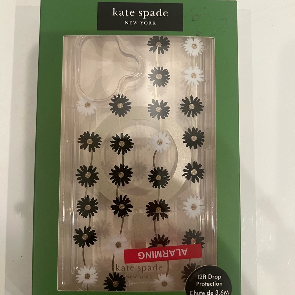 Kate Spade Black and White Daisy Phone Case iPhone 16 MagSafe